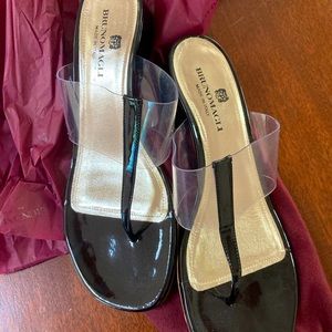 Bruno Magli Elegant sandal, perfect for Holiday Evenings & Summer outings.